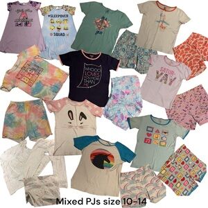 11 Pajamas 9 Short Sleeve Tops, 8 Shorts & 2 Nightgowns, Matching Sets size10-14